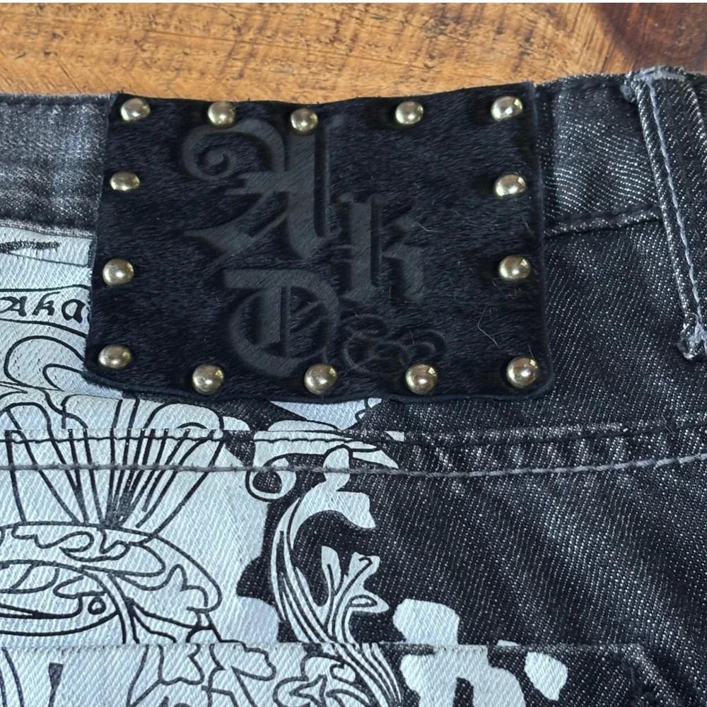 Akademiks these jeans
